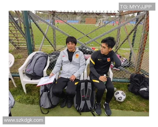 广州足球队逆袭之路的真实记录与荣耀回归之旅