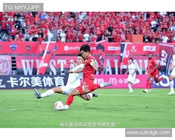 赛后分析：北京足球队与重庆足球队的表现与状态对比解析