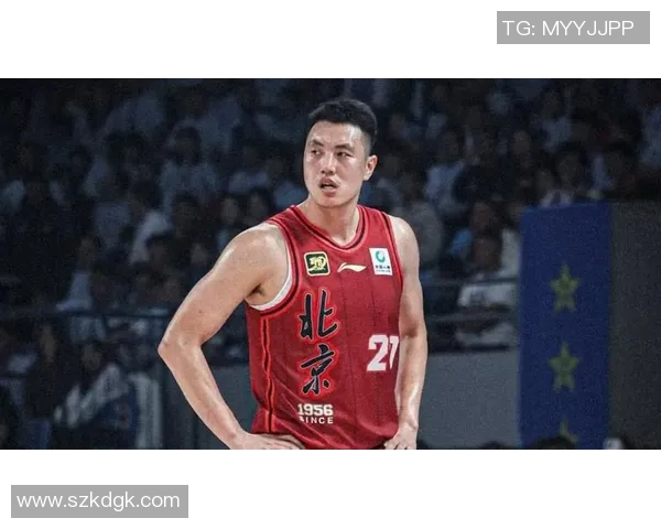 翟晓川的篮球之路：从青涩少年到CBA明星的成长故事与奋斗历程