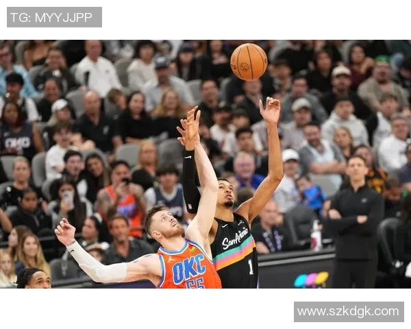 2013年圣诞大战火箭对决马刺精彩回顾与赛后分析