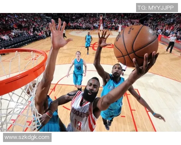 在线直播火箭队对阵黄蜂队精彩赛事全程回顾与分析 在线直播火箭队对阵黄蜂队精彩赛事全程回顾与分析