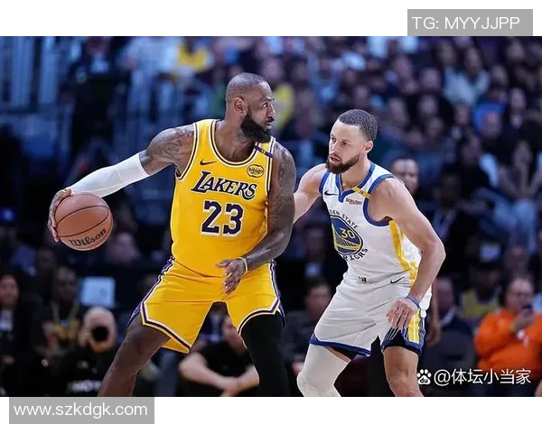 湖人火箭激战正酣精彩隔扣瞬间引爆全场球迷热情