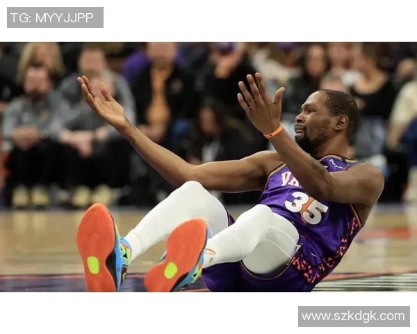 篮球明星身法揭秘如何在赛场上灵活应对对手的防守与进攻策略